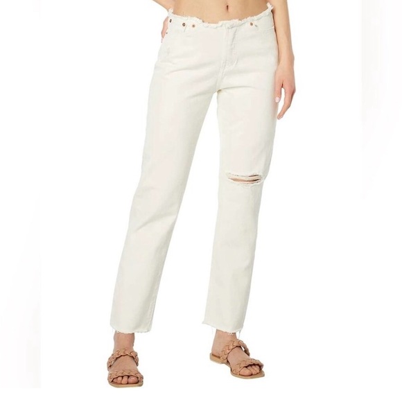 Levi's Denim - Levi’s Wedgie straight off white buttonfly jeans size 30
